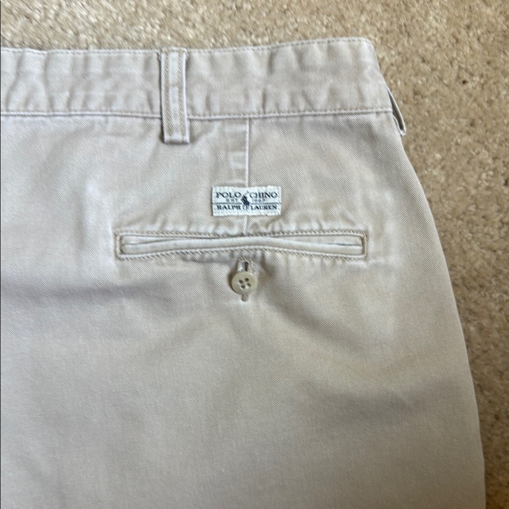 Polo Ralph Lauren Chino Khaki‎ Shorts Men's 8" inseam / 36" waist / 20" L - Picture 4 of 4